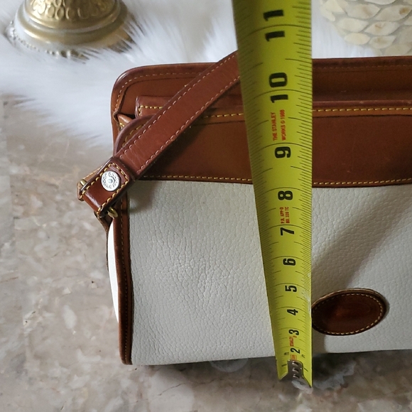 Dooney & Bourke White Leather Bag with Brown Logo - Picture 9 of 15